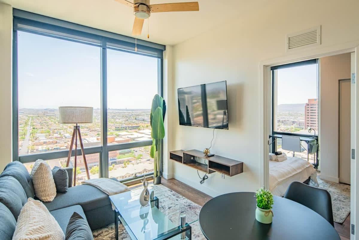 Detailed 2Bd, Highrise Dt, Pool, Gym, Parking, Sleeps 8 Lägenhet Phoenix Exteriör bild