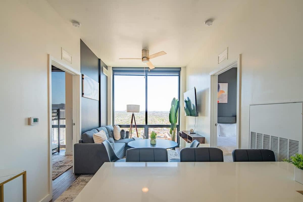 Detailed 2Bd, Highrise Dt, Pool, Gym, Parking, Sleeps 8 Lägenhet Phoenix Exteriör bild