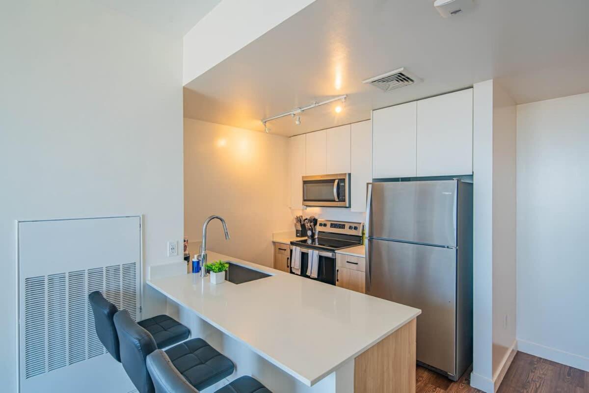 Detailed 2Bd, Highrise Dt, Pool, Gym, Parking, Sleeps 8 Lägenhet Phoenix Exteriör bild