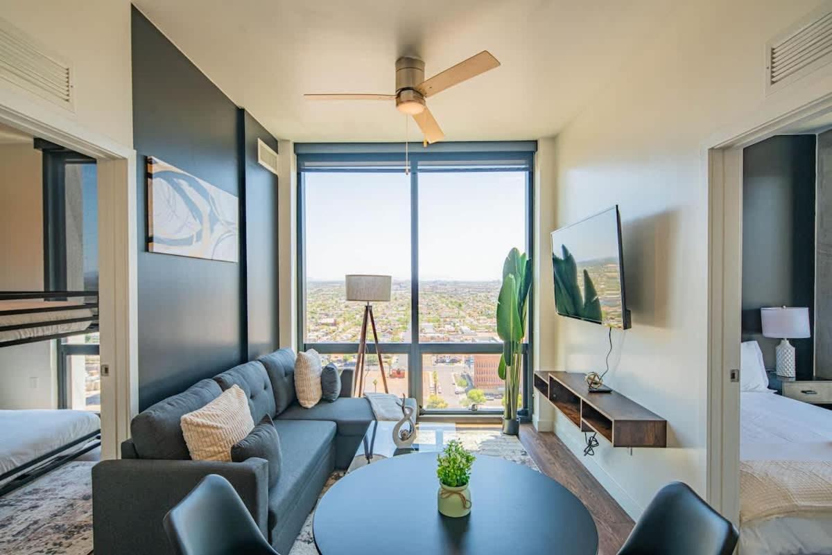 Detailed 2Bd, Highrise Dt, Pool, Gym, Parking, Sleeps 8 Lägenhet Phoenix Exteriör bild
